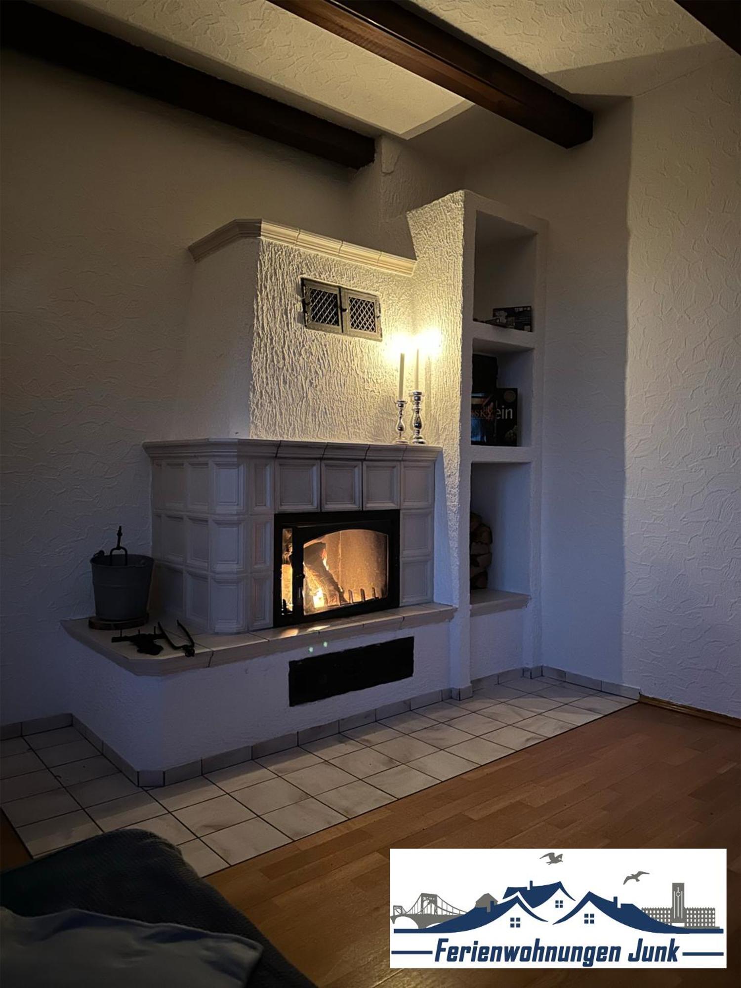 98Qm Wohnung Im Villenviertel - Voll Ausgestattet Mit Balkon Und Kamin - Wlan Gratis Wilhelmshaven Zewnętrze zdjęcie